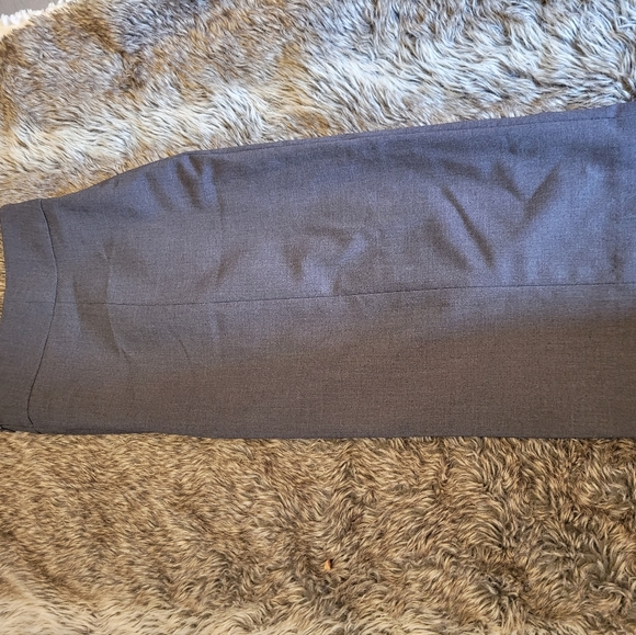 Calvin Klein charcoal grey pencil skirt (size 14) - Picture 3 of 6